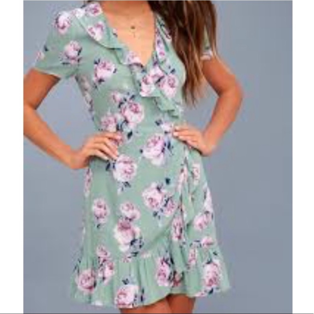 Lulus Sage Floral Wrap Dress Size small